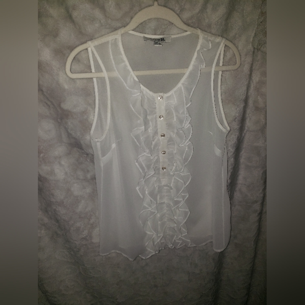 Forever 21 Ruffled blouse - Picture 2 of 5